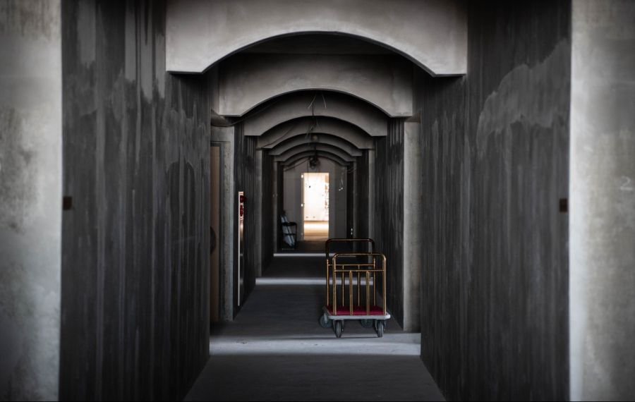 일본, 버려진 미완성 고급 호텔_6.jpg