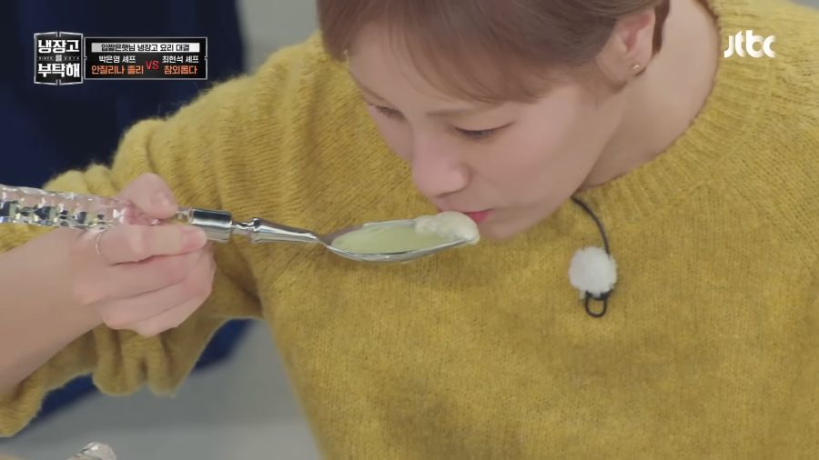 자기들끼리도 보고 놀라는 먹방러들_1.png