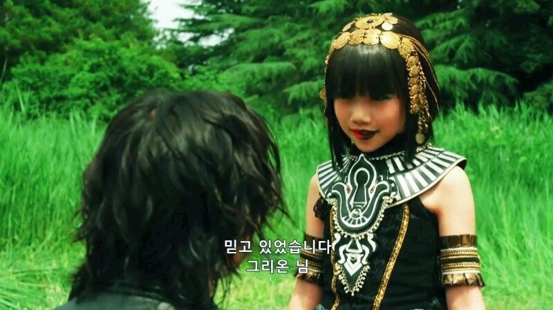 가면라이더 아역배우 생일날 촬영분_1.jpg