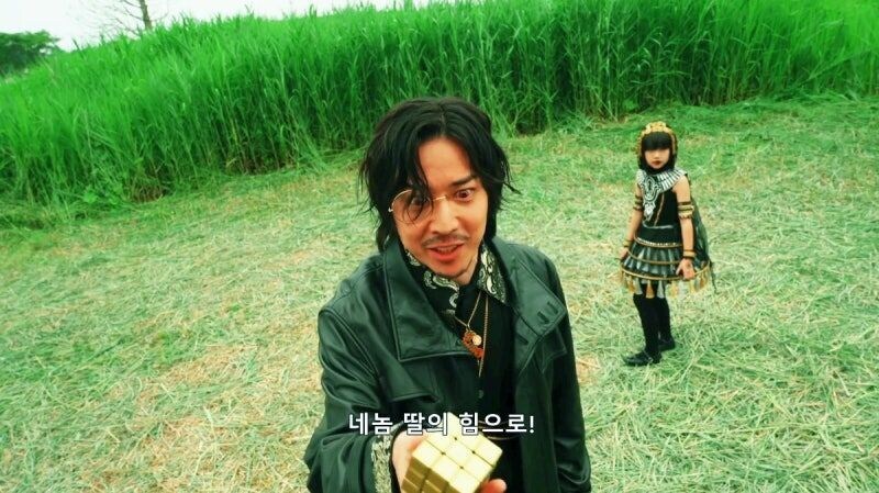 가면라이더 아역배우 생일날 촬영분_12.jpg