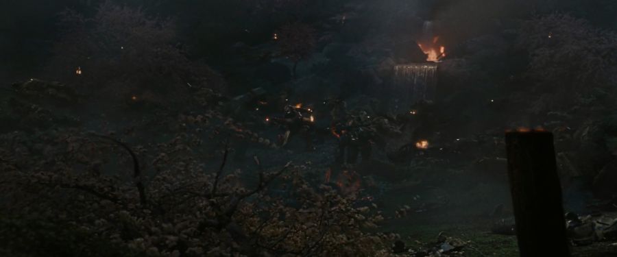 [MCU]아이언맨2에서 나왔던 일회용 장비_6.jpg