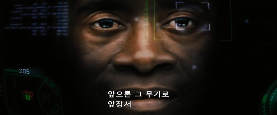 [MCU]아이언맨2에서 나왔던 일회용 장비_8.jpg