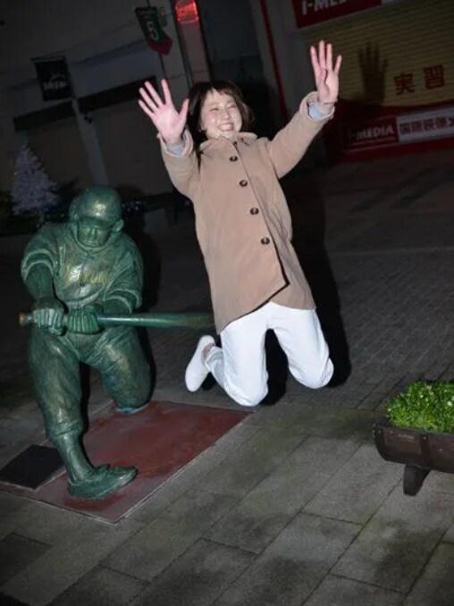 일본 니이가타 시의 명물 동상_4.png