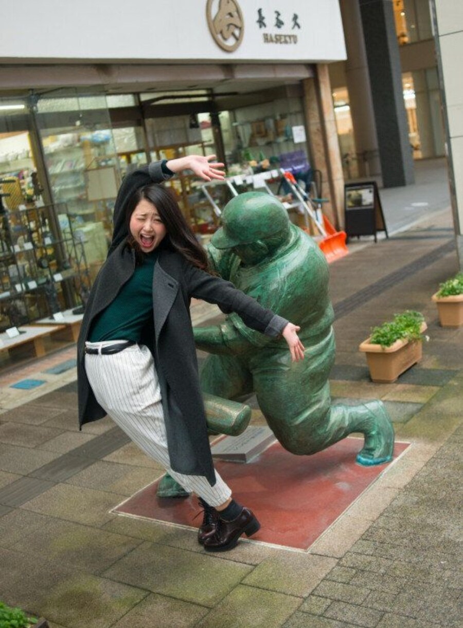 일본 니이가타 시의 명물 동상_6.jpg