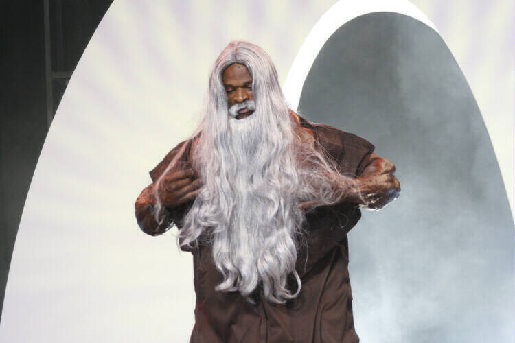 십계를 받고 내려온 모세_3.jpg