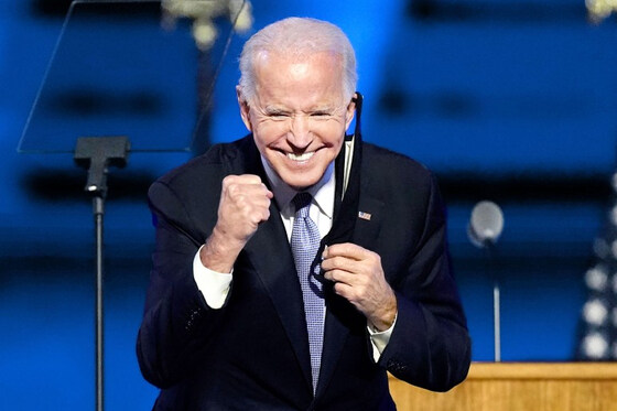 퇴근하고 예쁜 미용사분이 있는 미용실가면 매번 드는 생각_1.jpg