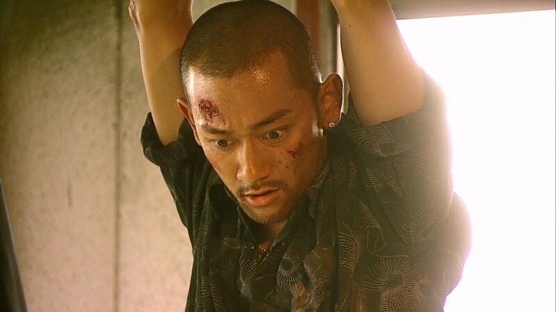 야쿠자랑 몸이 바뀐 아동상담소 직원 대참사_36.jpg