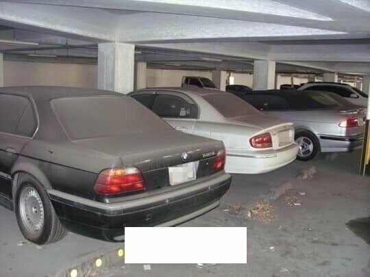 라스베가스 주차장에 있는 발자국_4.jpg