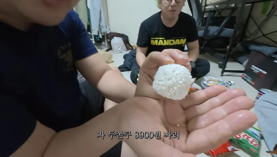 어차피 손님 볼일 없으니 대놓고 사기치는 무인상점_11.webp