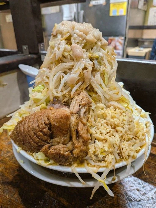 지로라멘 마니아가 꽤 있는 이유.jpg_2.webp