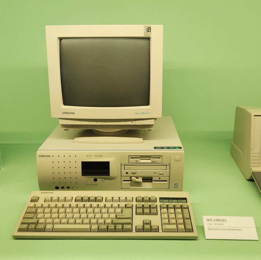 이제는 박물관에 전시된 옛날 컴퓨터들_14.webp