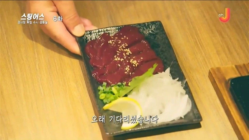 처음 가는 식당에서 추천메뉴 찾지마라_16.webp