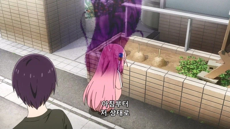 인기가 엄청난 여고생 밴드의 추악한 민낯_12.webp