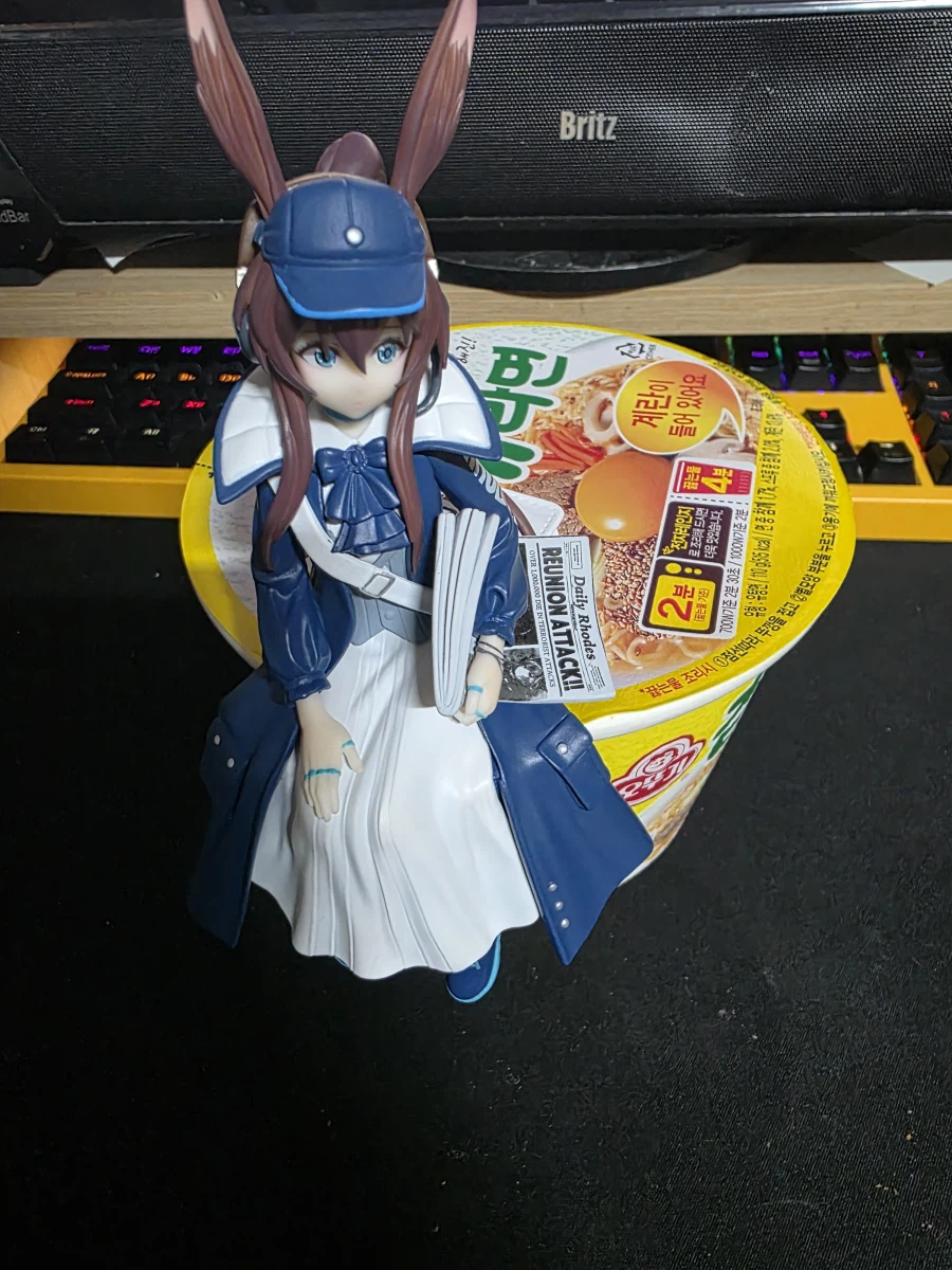 친구가준 선물없었으면 큰일날뻔_1.webp