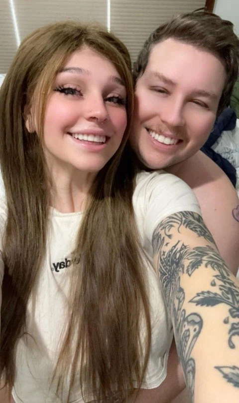 탈모 걸린 여친을 위해 가발을 만들어준 남친.jpg_6.webp