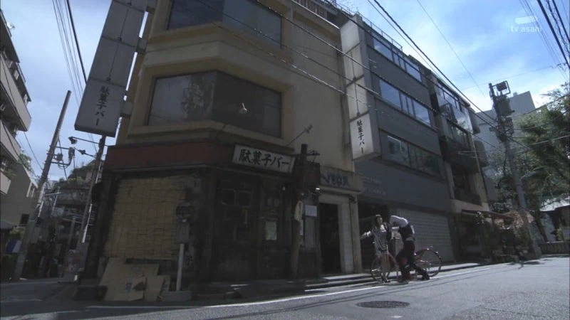 주인공에게 호감이 있는 집주인 캐릭터_2.webp