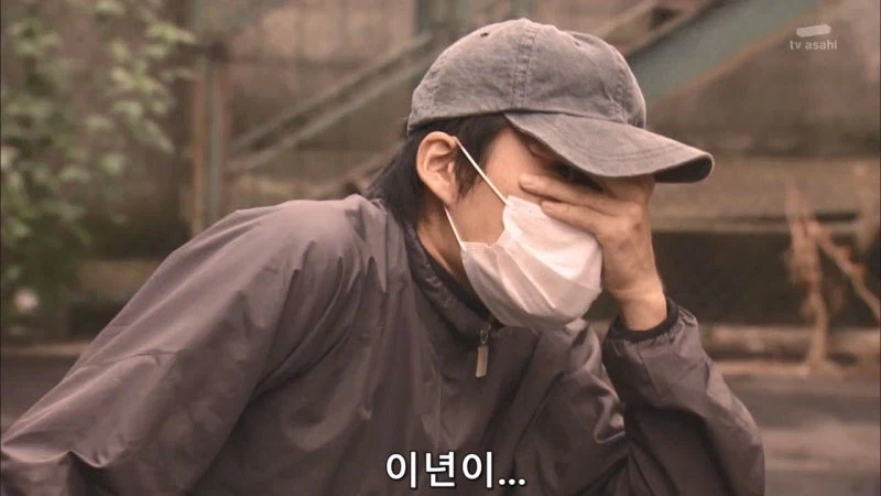 주인공에게 호감이 있는 집주인 캐릭터_18.webp