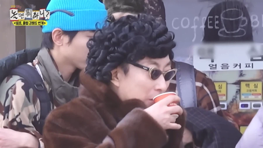 바닷가 갈매기보다 무서운거_1.webp