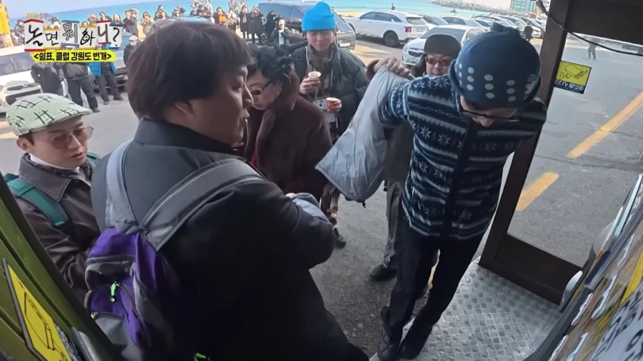 바닷가 갈매기보다 무서운거_2.webp