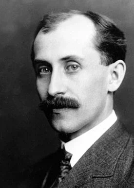 역대급으로 격동의 시대를 산 사람.jpg_1.webp