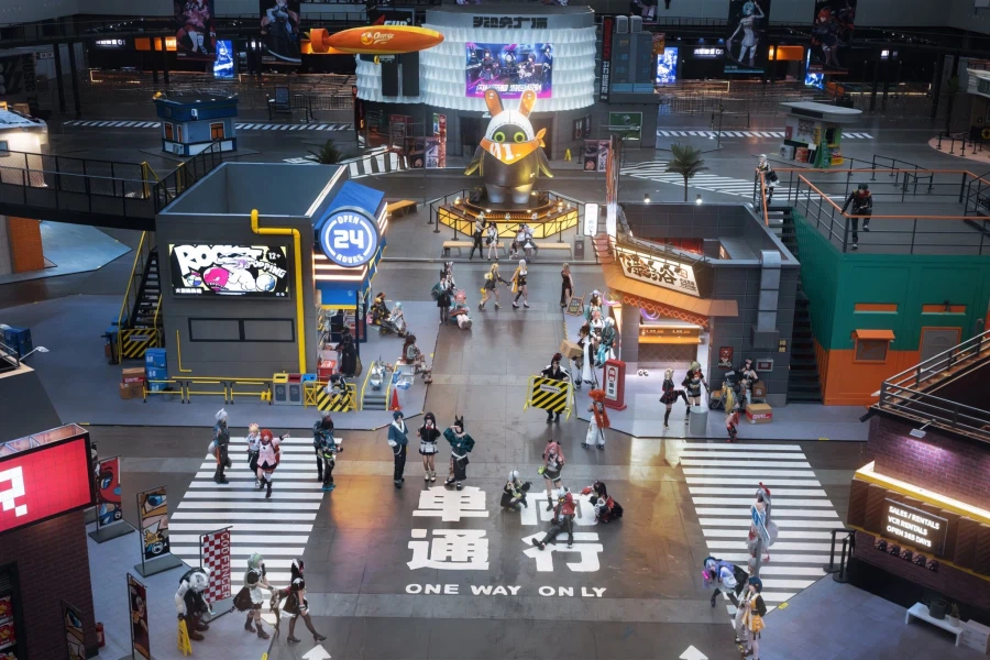 중국 게임쇼(?) 라는데....회장 구성 배치 하나는_1.webp