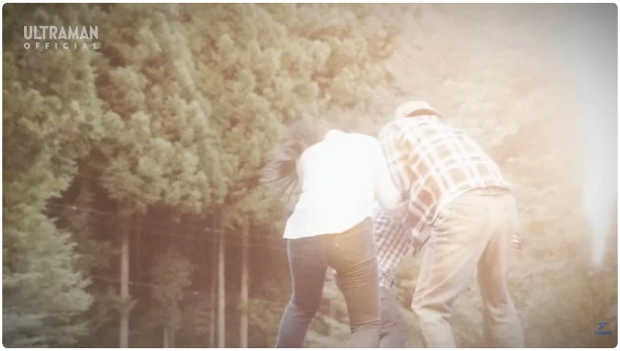 울트라맨 후배한테 과거 이야기를 묻는 선배_8.webp