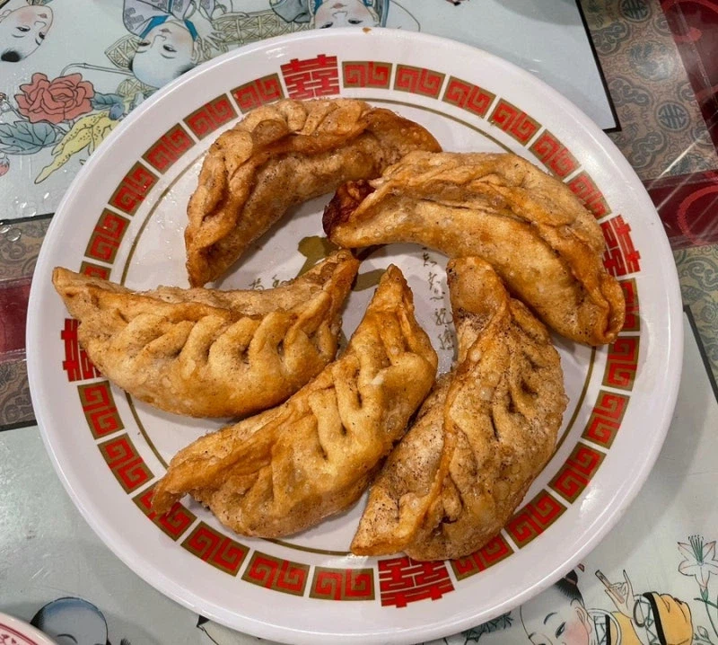 영화 올드보이에서 오대수가 군만두로 감금방을 찾을수 있었던 이유_3.webp