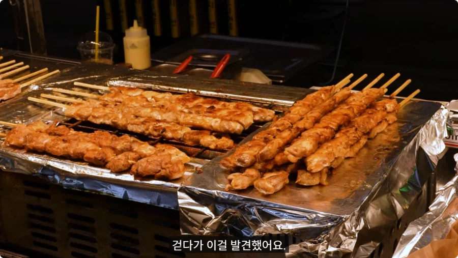 한국 매운 음식 먹어보는 외국인.jpg_29.webp