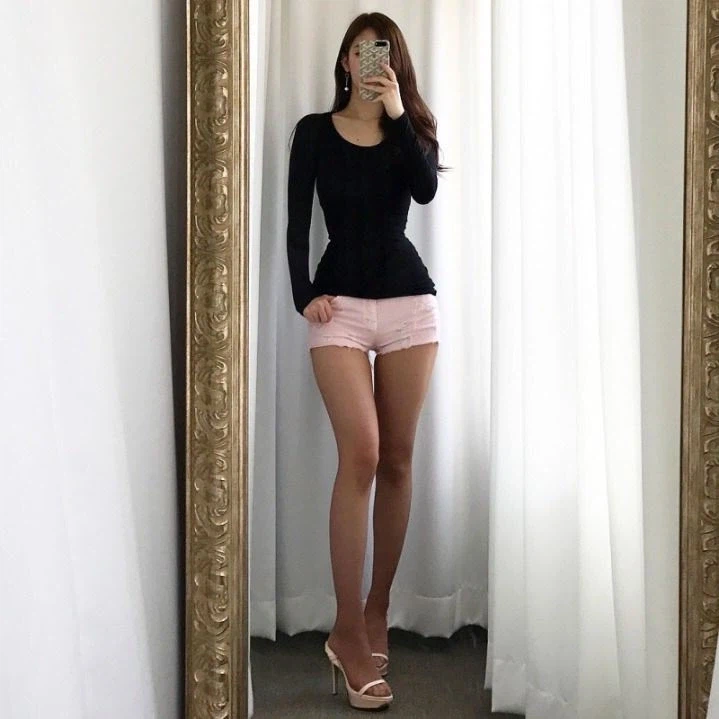 대부분 여자들이 셀카 찍는 구도_5.webp