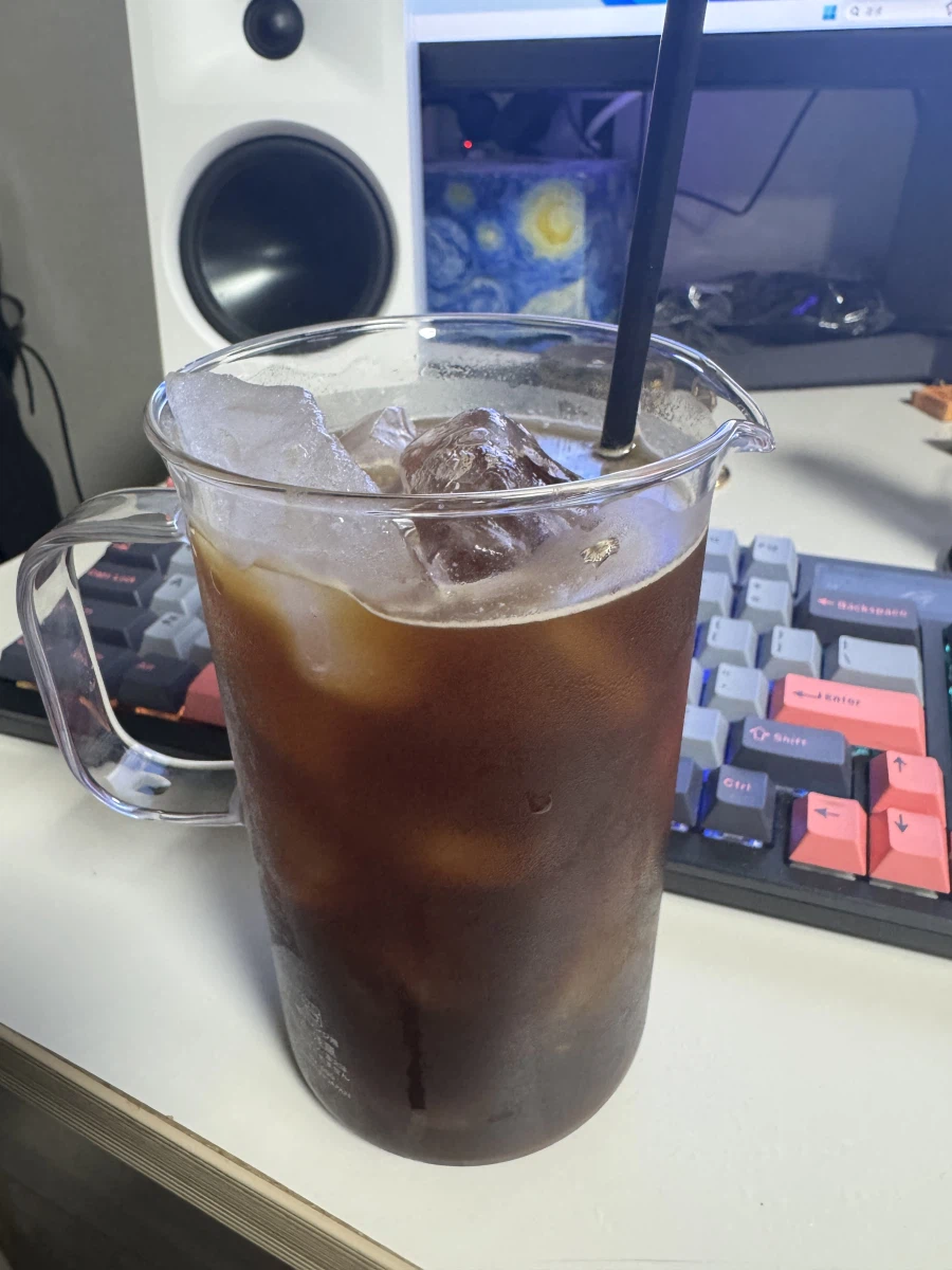 간만에 좋은 원두가 들어와서 경건하게 한잔 내려보았다._3.webp