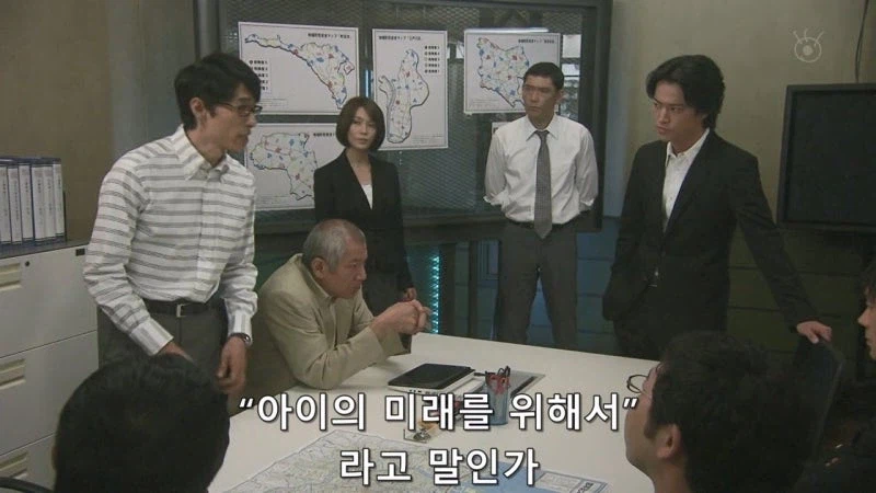 주민들의 안전을 위해 범죄예방 앱을 만들던 연구가_51.webp