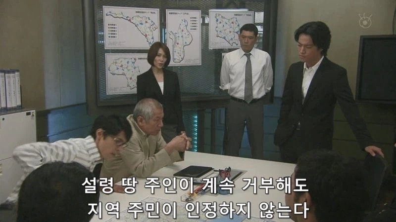 주민들의 안전을 위해 범죄예방 앱을 만들던 연구가_52.webp