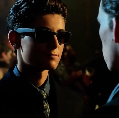 부자 앞에서 깝치면 안되는 이유_18.webp