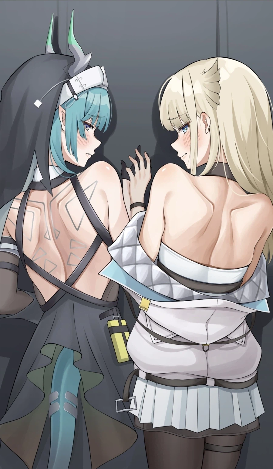 엔드필드) 이겜 모델러는 분명 등짝페티시가 있다_1.webp