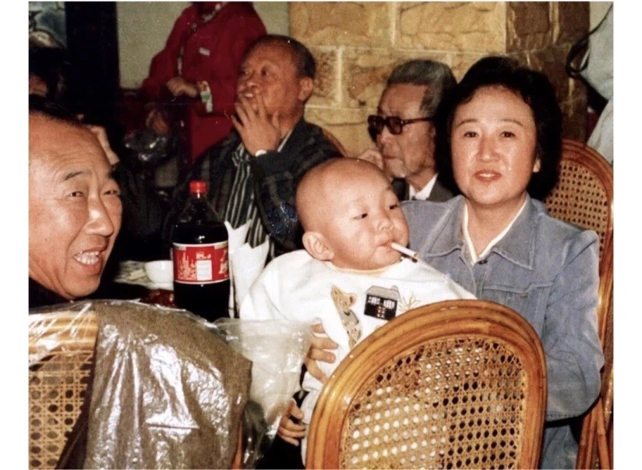 중국에선 흡연을 사교 수단으로 여깁니다._1.webp