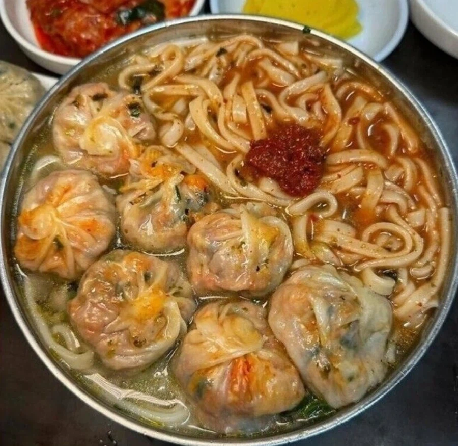 가성비 최강(?) 만두+칼국수집.. ㄷㄷ_3.webp
