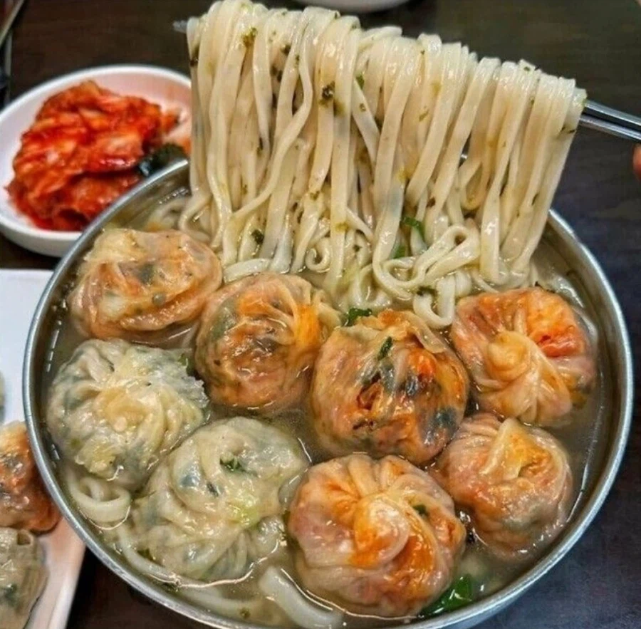 가성비 최강(?) 만두+칼국수집.. ㄷㄷ_6.webp