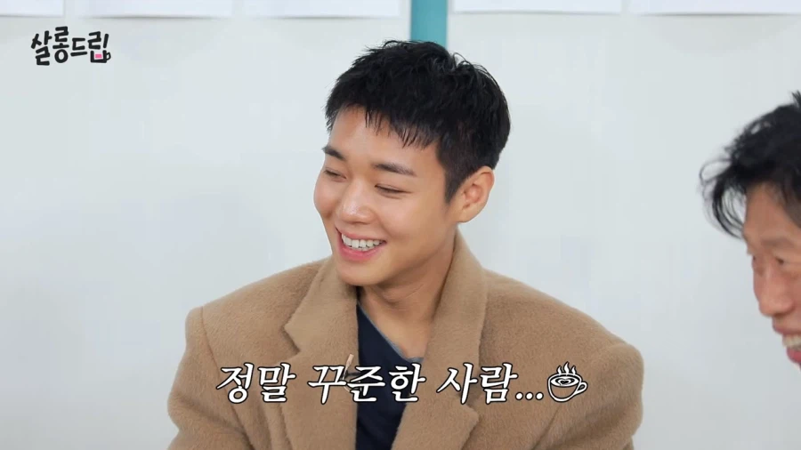 커피차 삥뜯는 감독도 있네!_9.webp