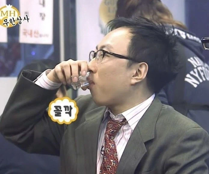 의외로 회사에서 하면 안되는 행위_2.webp