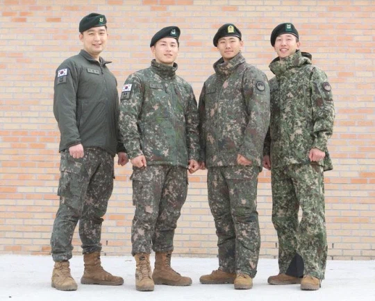 한번 입게되면 십수년간 떨어질수없는 저주받은 장비_1.webp