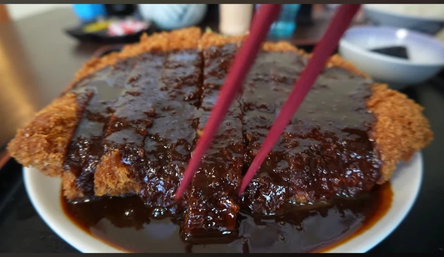 26000원짜리 일본에서 가장 큰 돈까스.JPG_2.webp