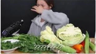 쯔양) 나라 잃은 표정_2.webp