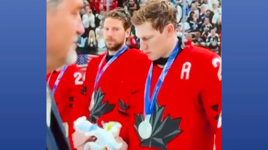 은메달 수상했는데도 죽상인 나라_1.webp