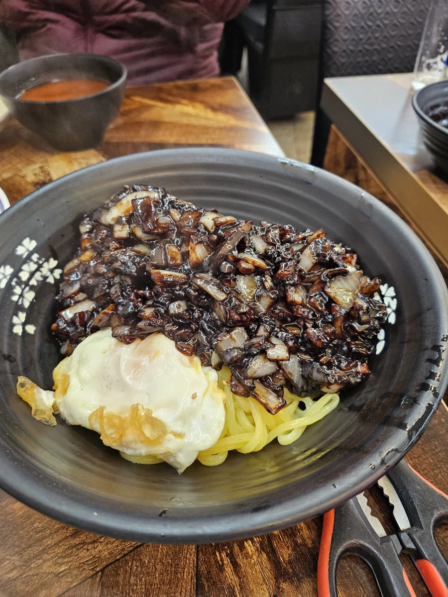 와 중국집에 고양이 있어_2.webp