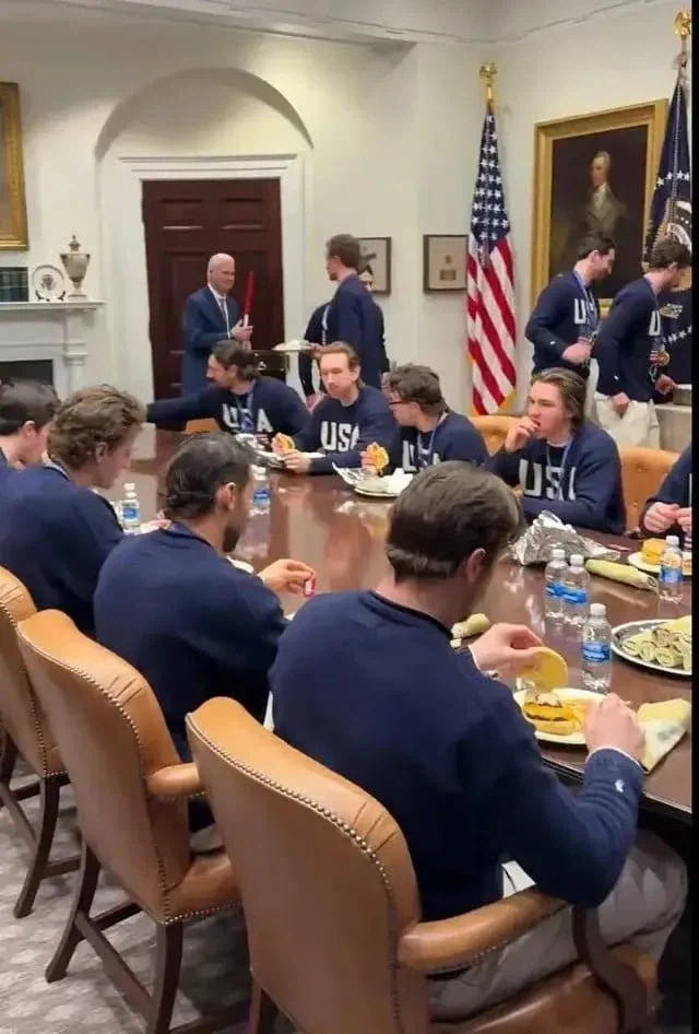 올림픽 금메달을 딴 하키 대표팀이 백악관에서 대접받은 음식_4.webp