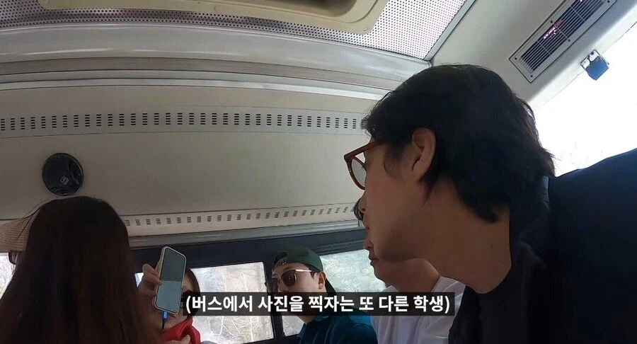 잘생긴 한국아재가 중국에서 받는 대우.jpg_9.webp