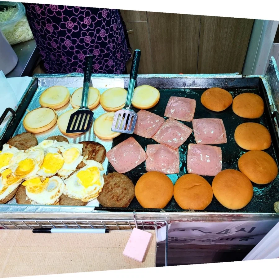 옛날, 한국식 햄버거.. 할머니들 파시는것_2.webp