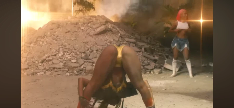 만남어플중독)고증 조사를 열심히 하는걸 알수 있는 부분_3.webp