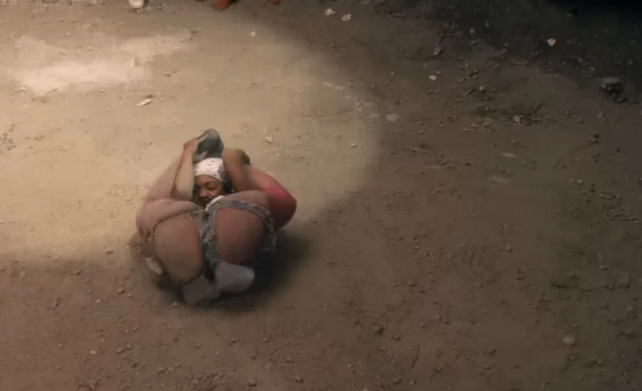 만남어플중독)고증 조사를 열심히 하는걸 알수 있는 부분_7.webp