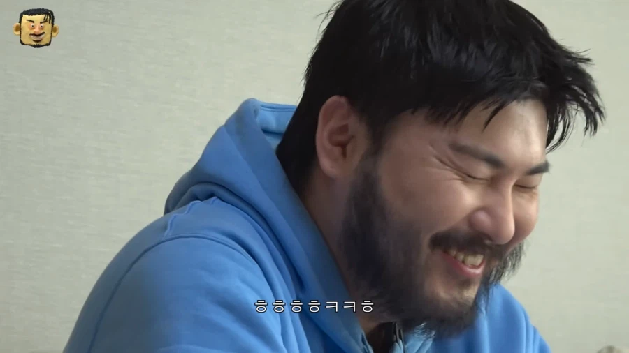 김영옥 할머니에게 거리감을 안느끼는 카더가든_5.webp